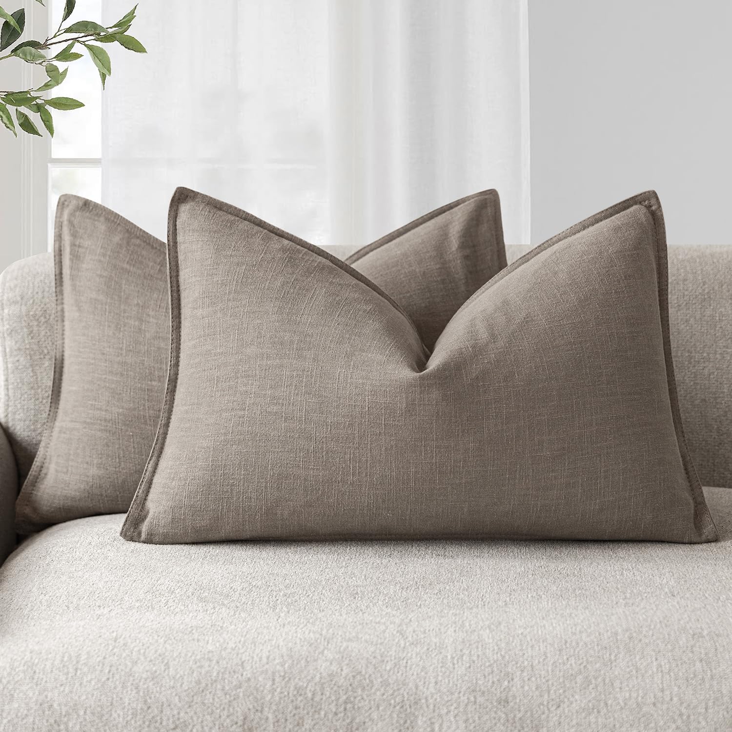 Foindtower Pack of 2, Decorative Linen Soild Throw Pillow Covers Soft Accent Cushion Case Boho Farmhouse Neutral Pillowcase for Couch Sofa Bedroom Living Room Home Decor 18 x 18 Inch Natural Beige
